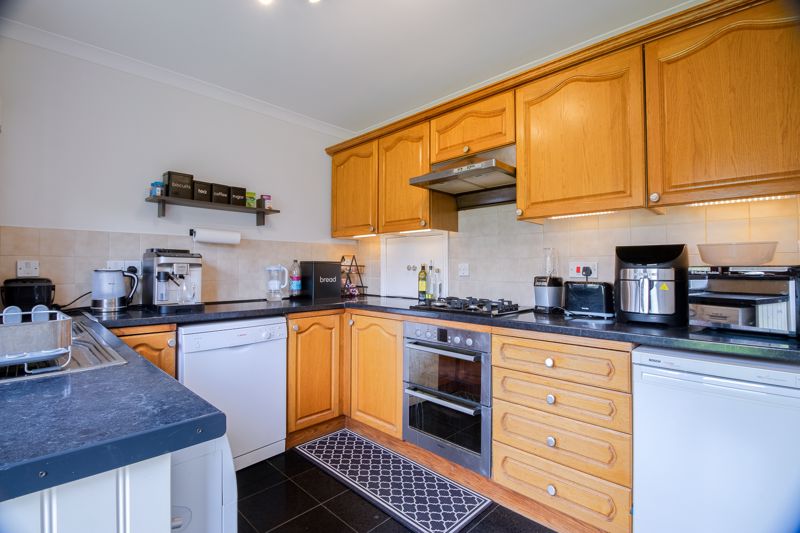 Kitchen- click for photo gallery
